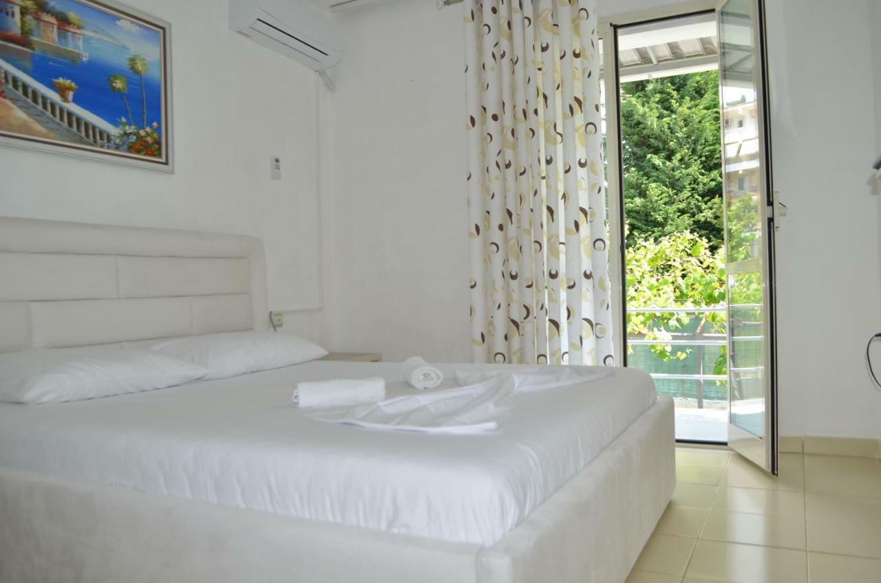 Villa Viktor Saranda Extérieur photo