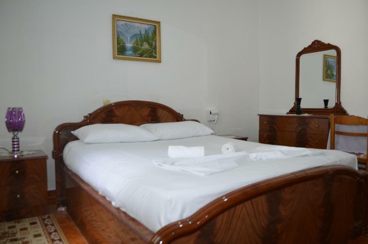 Villa Viktor Saranda Extérieur photo