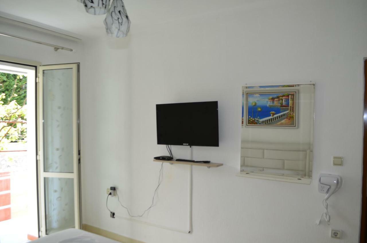 Villa Viktor Saranda Extérieur photo